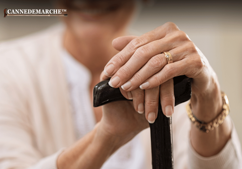 Quel est la bonne hauteur pour une canne de marche ?