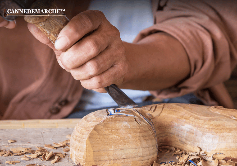 Comment Sculpté une canne en bois ?