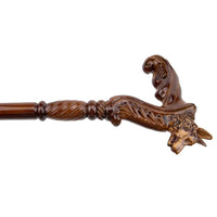 Canne en bois sculpté tête de loup - Loup - canne de marche - détail du fût